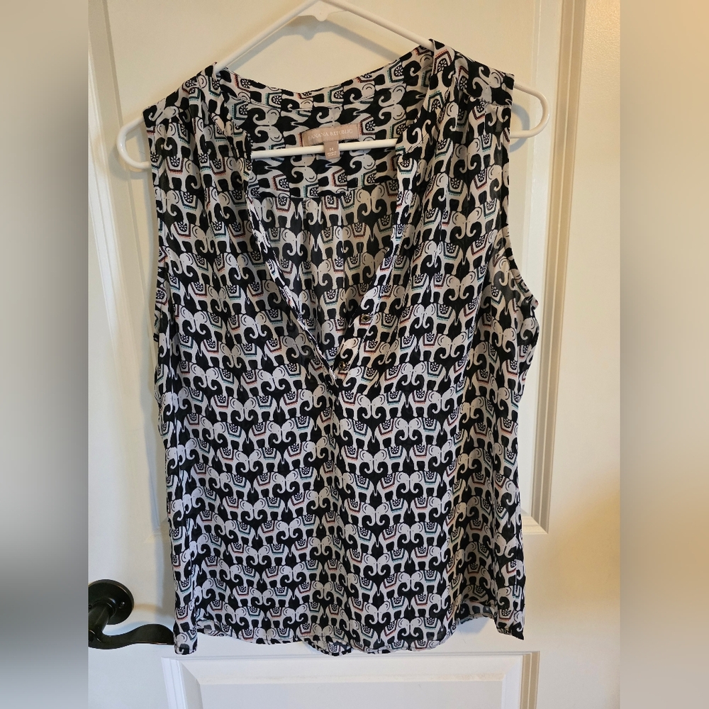 Black and White Sleeveless Geometric Blouse